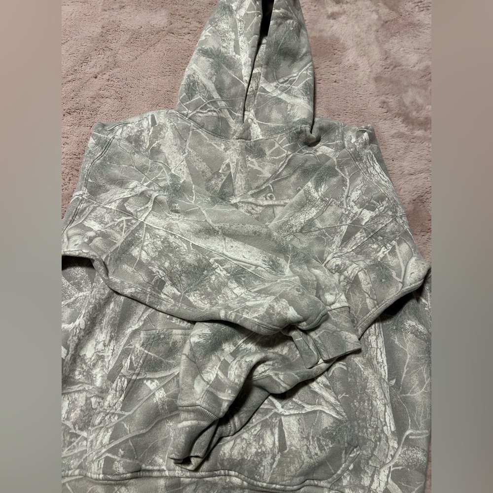 Abercrombie & Fitch Gray Camouflage Hoodie - Men